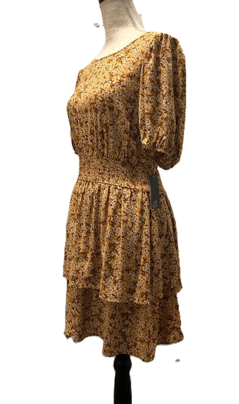 NWT Wild Fable Yellow Floral Puff Sleeve Open Back Lace Up Tier Skirt Size Large